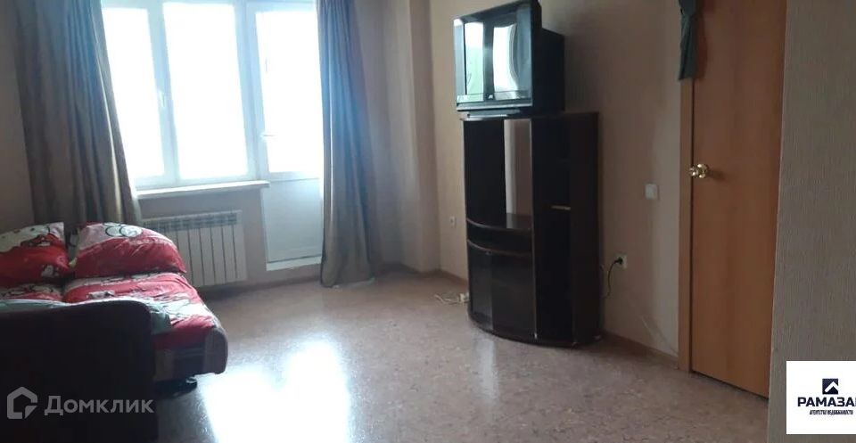Сдаётся 1-комнатная квартира, 42 м²