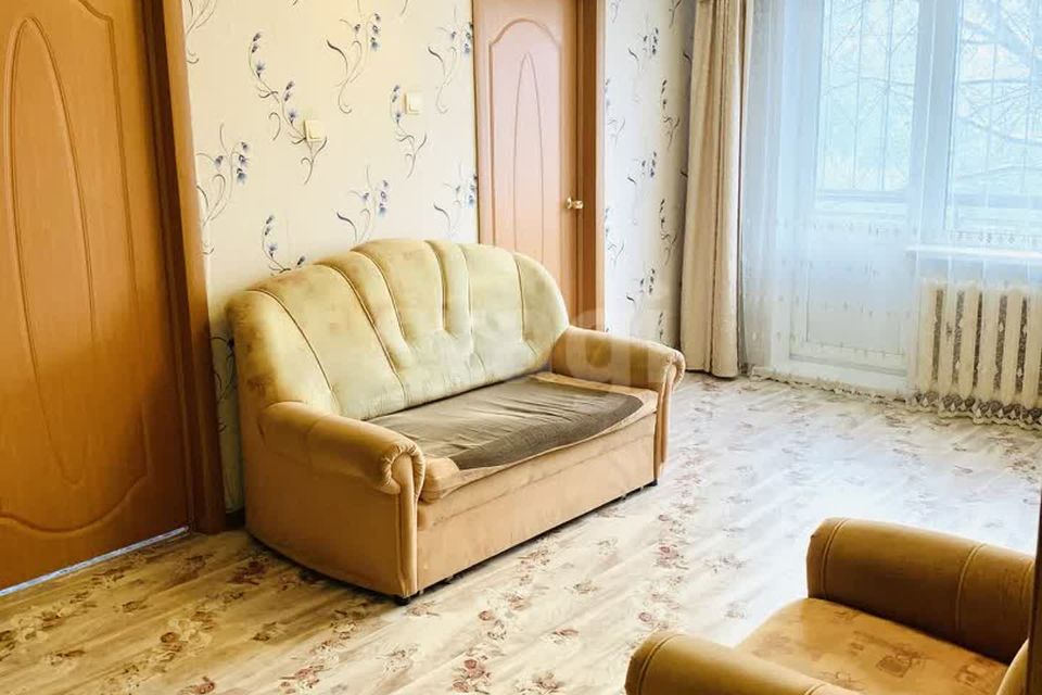 Продаётся 4-комнатная квартира, 61 м²