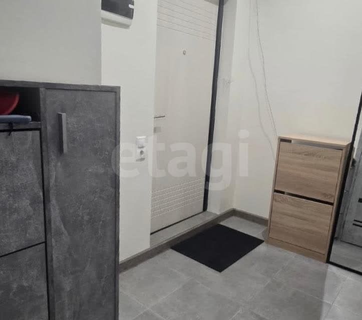 Продаётся 1-комнатная квартира, 40.7 м²
