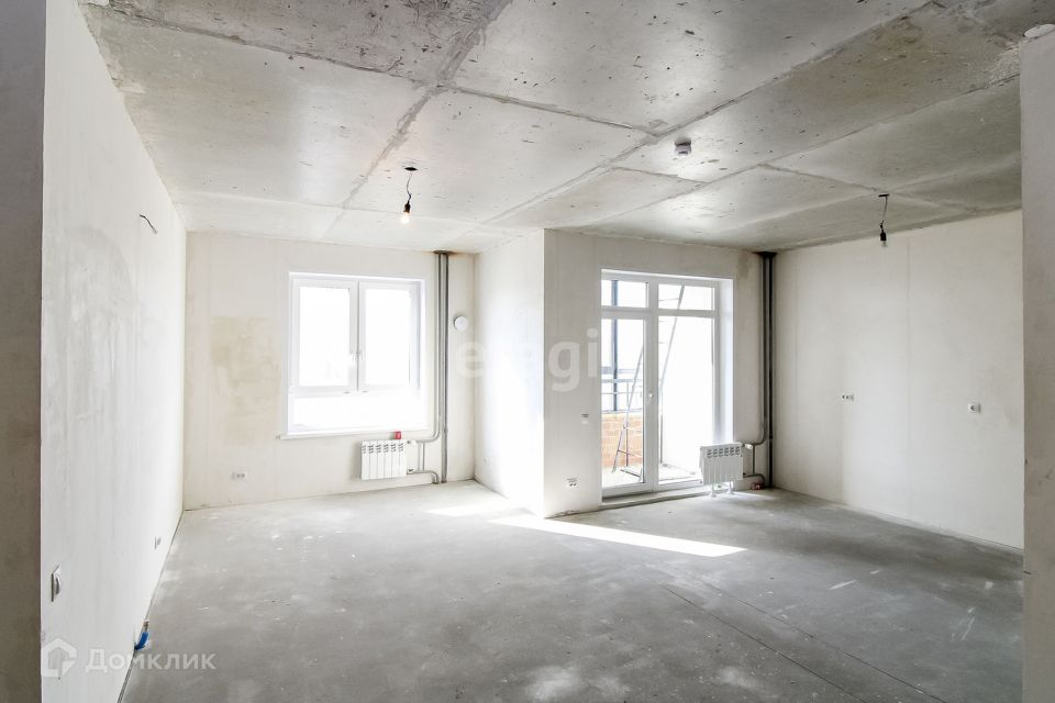 Продаётся 4-комнатная квартира, 148.6 м²