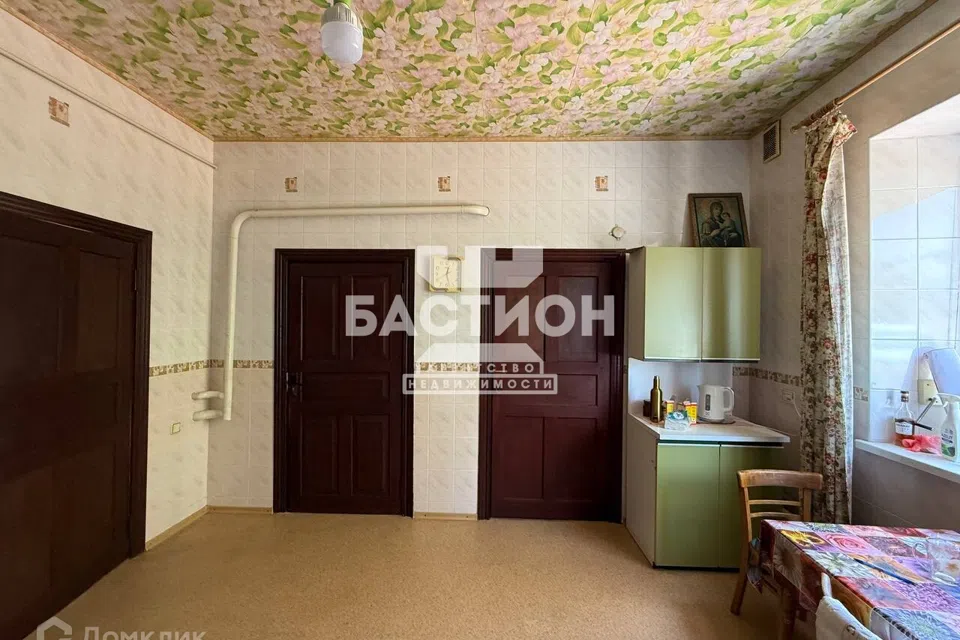 Продаётся 3-этажный дом, 271.5 м²