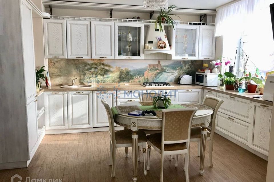 Продаётся 3-комнатная квартира, 75.9 м²