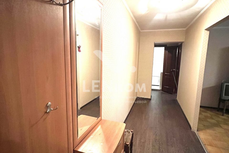 Продаётся 3-комнатная квартира, 60.4 м²