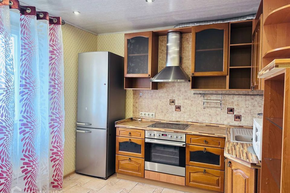 Продаётся 1-комнатная квартира, 41.7 м²