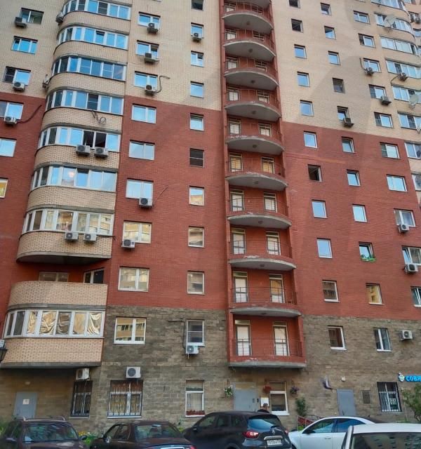 Продаётся 4-комнатная квартира, 95 м²