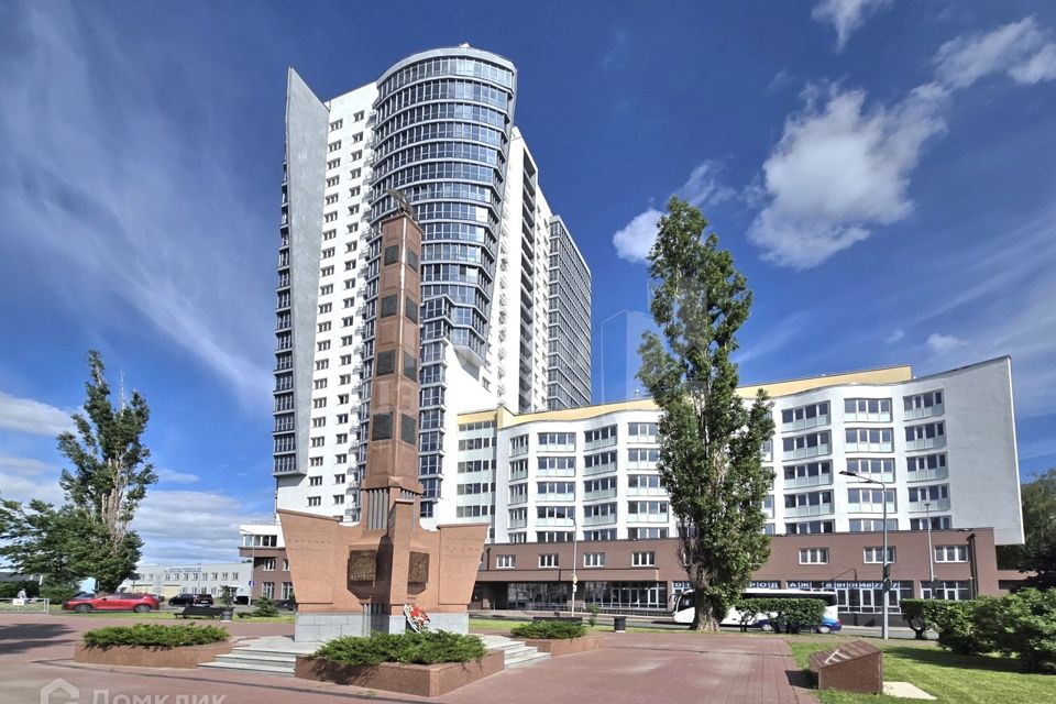 Продаётся 1-комнатная квартира, 63 м²