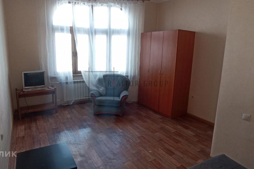 Сдаётся 1-комнатная квартира, 40 м²