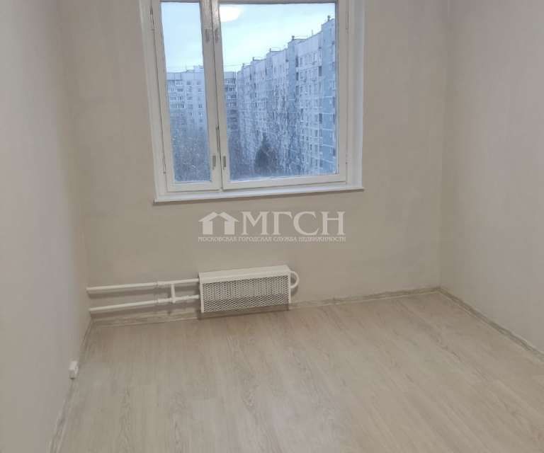 Продаётся комната в 3-комн. квартире, 12.1 м²