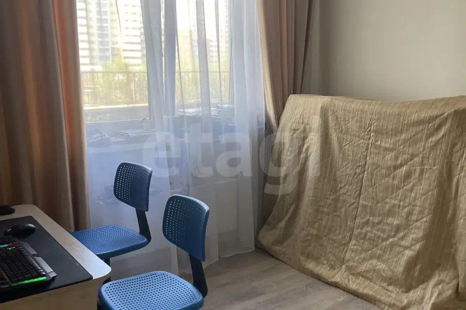 Продаётся 3-комнатная квартира, 75.8 м²
