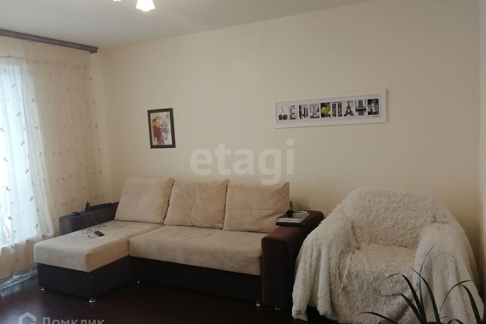Сдаётся 2-комнатная квартира, 72 м²