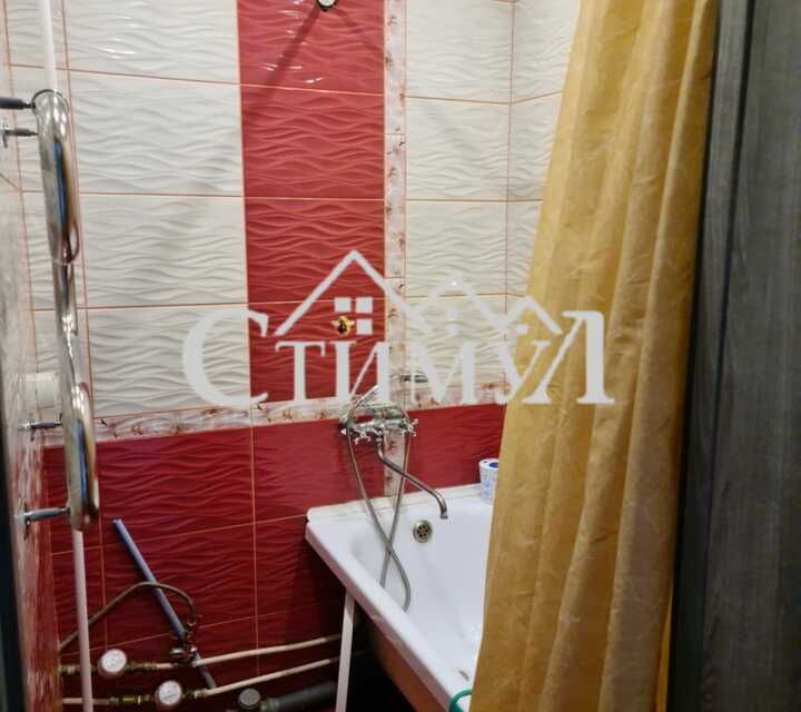Продаётся 3-комнатная квартира, 61.8 м²