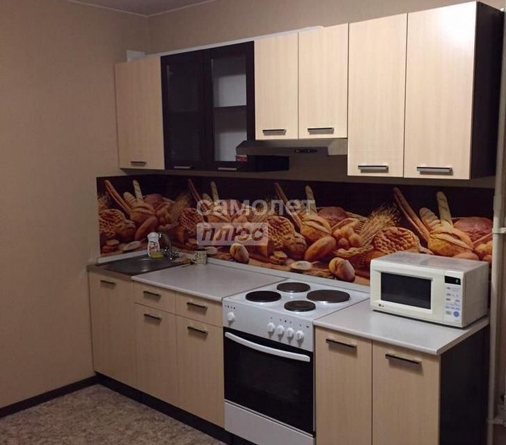 Продаётся 3-комнатная квартира, 76.4 м²