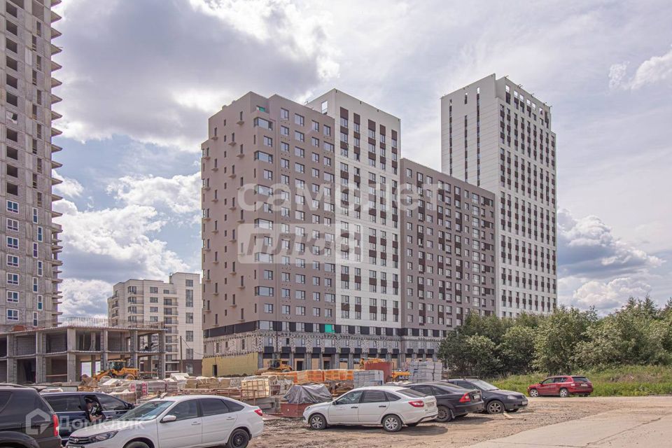 Продаётся 1-комнатная квартира, 40.75 м²