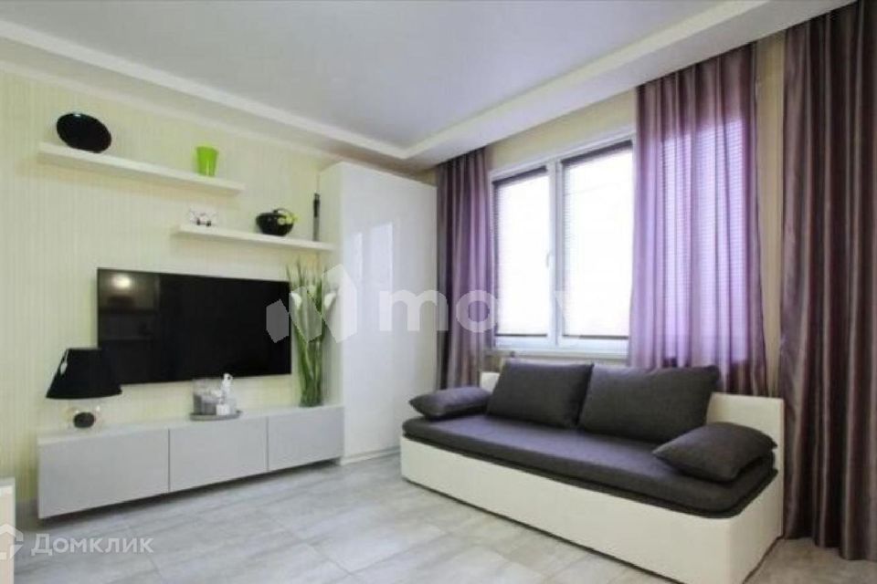 Продаётся 1-комнатная квартира, 40.3 м²