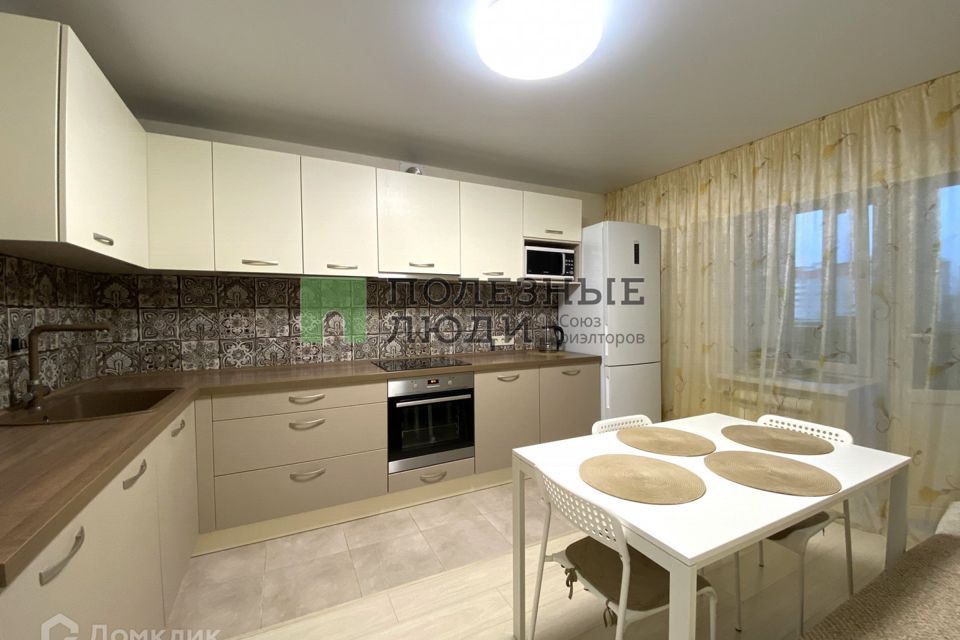 Продаётся 3-комнатная квартира, 72 м²