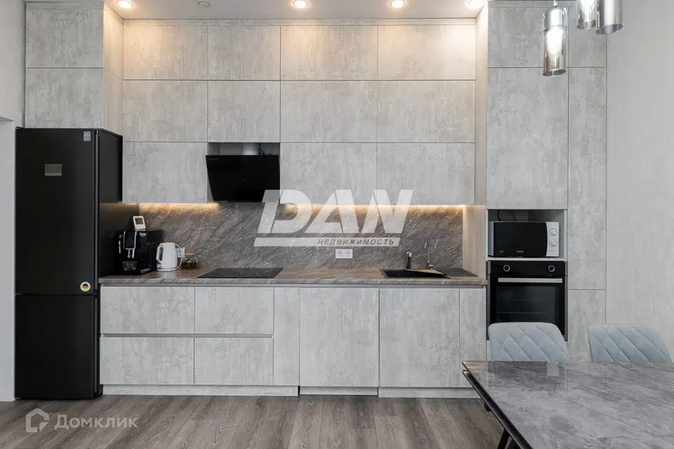 Продаётся 1-комнатная квартира, 60.1 м²