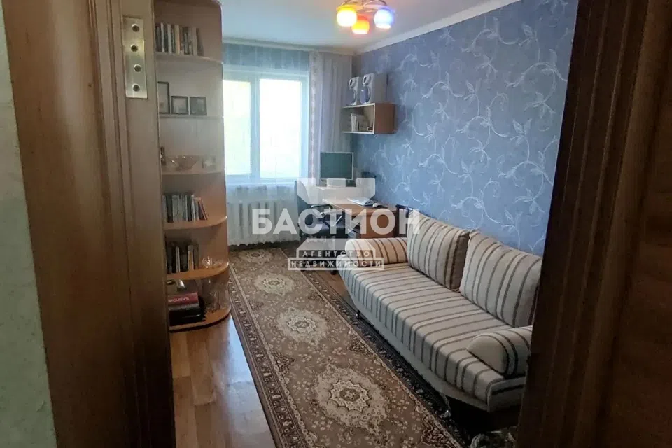Продаётся 3-комнатная квартира, 60 м²