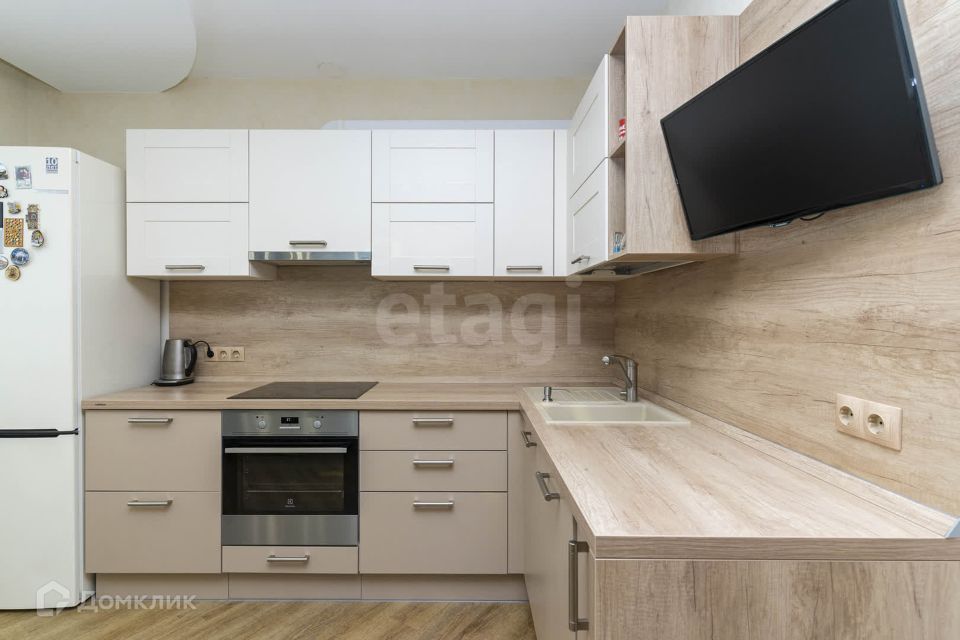 Сдаётся 2-комнатная квартира, 57.8 м²