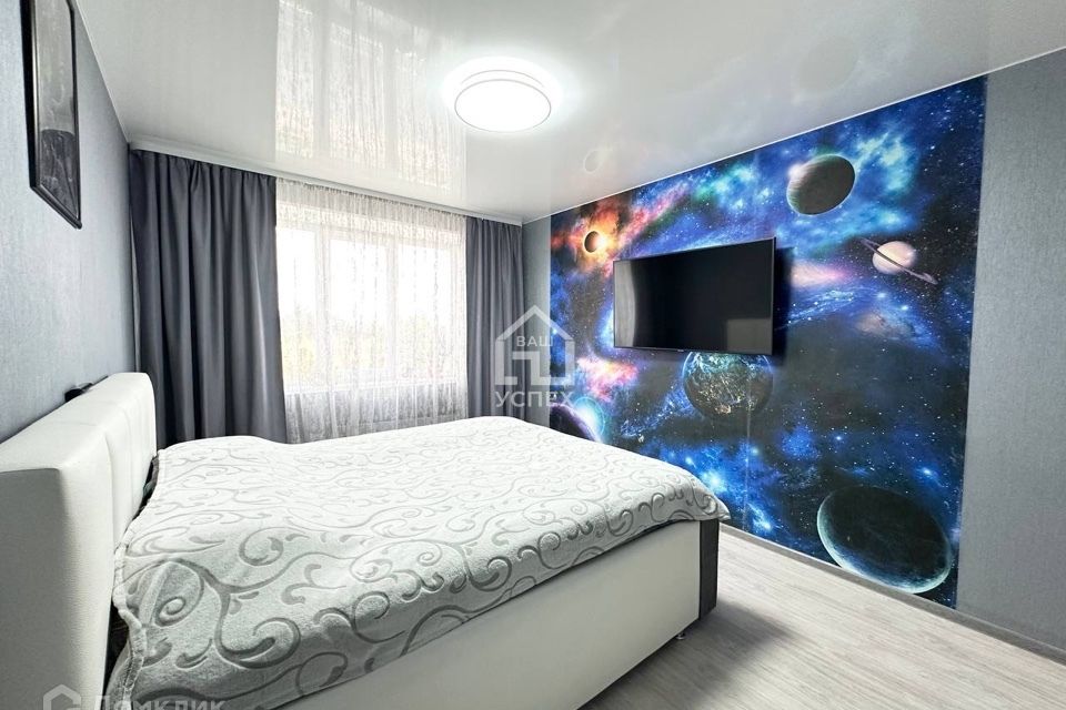 Продаётся 4-комнатная квартира, 82.1 м²