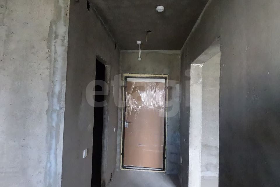 Продаётся 1-комнатная квартира, 38.3 м²
