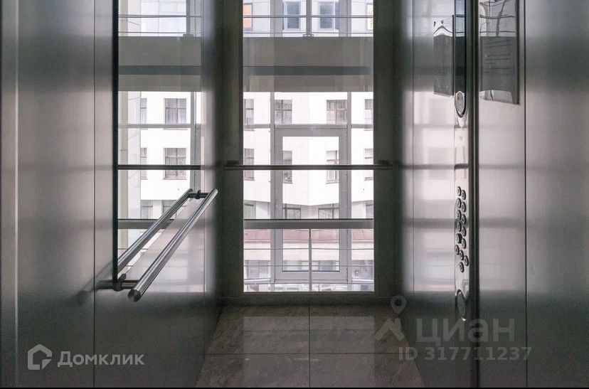 Продаётся 3-комнатная квартира, 120.9 м²