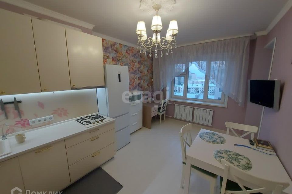 Продаётся 2-комнатная квартира, 72 м²
