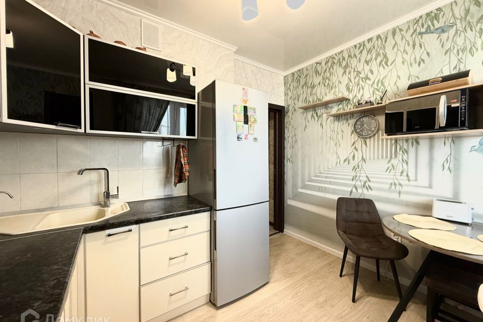 Продаётся 1-комнатная квартира, 52.5 м²