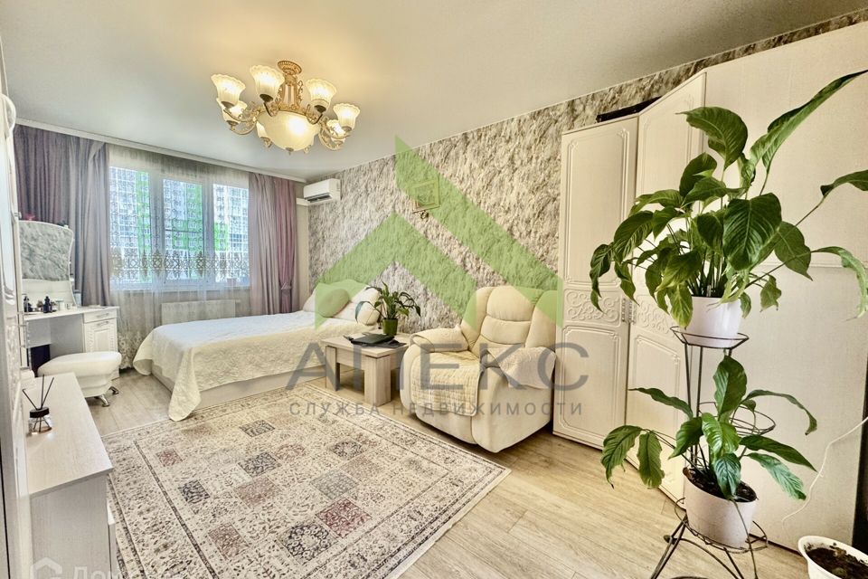 Продаётся 2-комнатная квартира, 64.1 м²