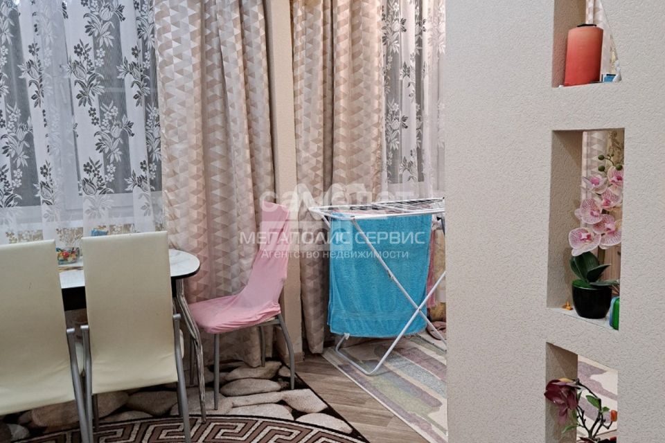 Продаётся 2-комнатная квартира, 57.6 м²
