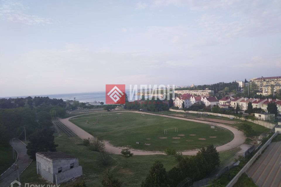 Продаётся 4-комнатная квартира, 139 м²