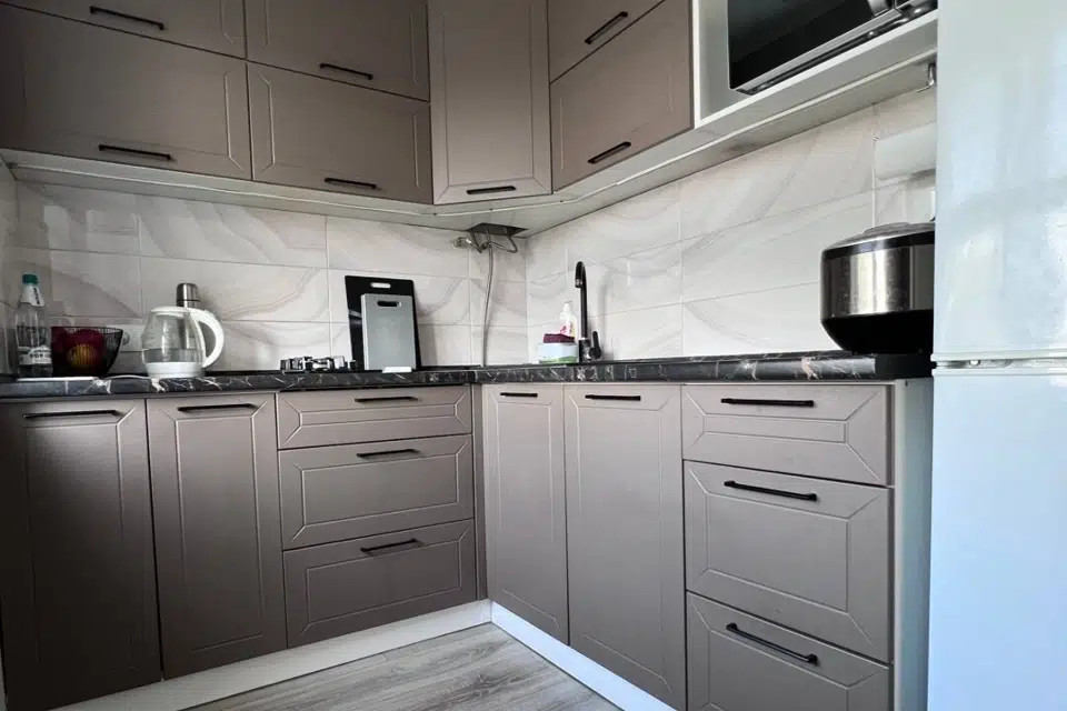 Продаётся 3-комнатная квартира, 56 м²