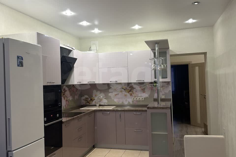 Продаётся 2-комнатная квартира, 58 м²