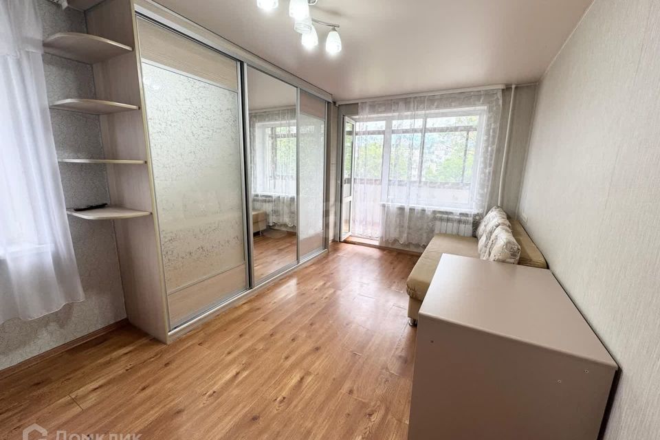 Продаётся 3-комнатная квартира, 61.5 м²