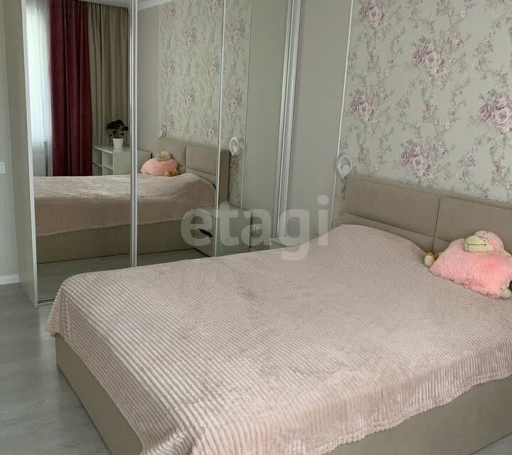 Продаётся 2-комнатная квартира, 60.5 м²