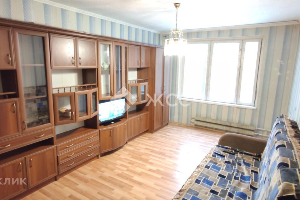 Продаётся 1-комнатная квартира, 33 м²