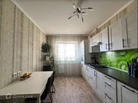 Продаётся 3-комнатная квартира, 65 м²