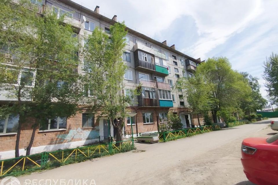 Продаётся 2-комнатная квартира, 47.2 м²