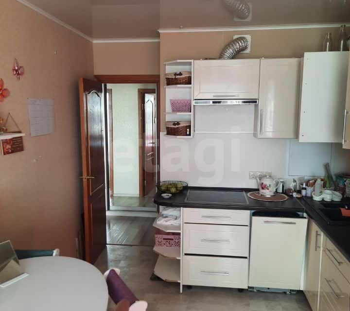 Продаётся 2-комнатная квартира, 61 м²