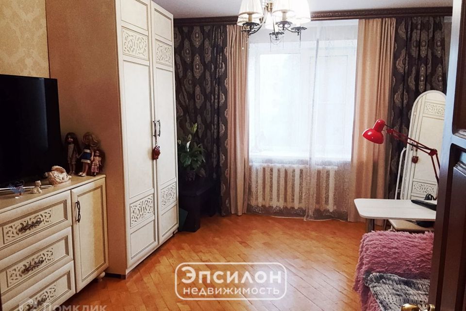 Продаётся 3-комнатная квартира, 59.6 м²