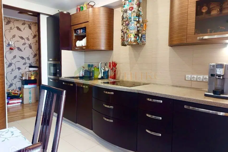 Продаётся 3-комнатная квартира, 90 м²