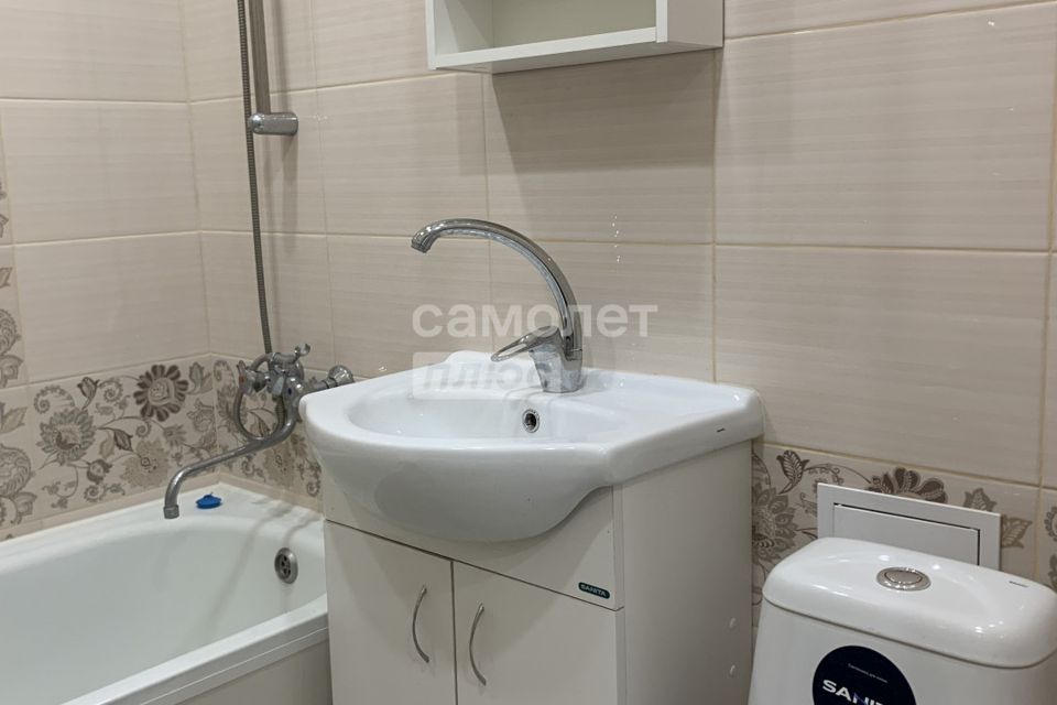 Сдаётся 2-комнатная квартира, 42 м²