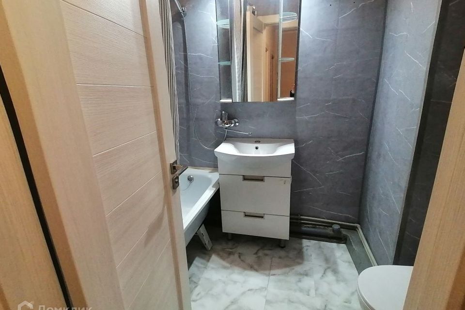 Продаётся 1-комнатная квартира, 37.8 м²