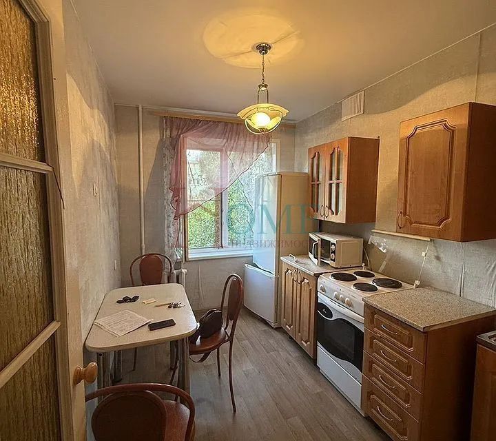 Сдаётся 2-комнатная квартира, 43.2 м²