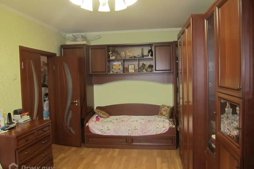 Продаётся 3-комнатная квартира, 77 м²