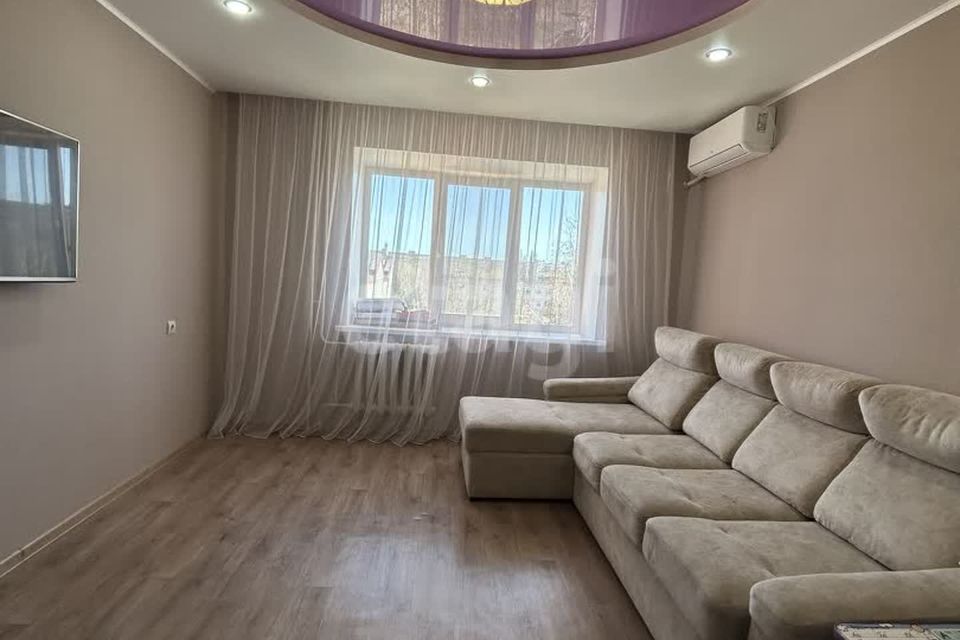 Продаётся 2-комнатная квартира, 55.7 м²