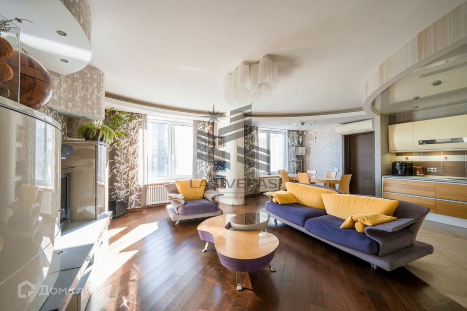 Сдаётся 4-комнатная квартира, 150.1 м²