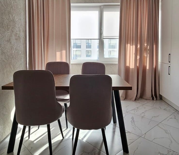 Продаётся 2-комнатная квартира, 58 м²