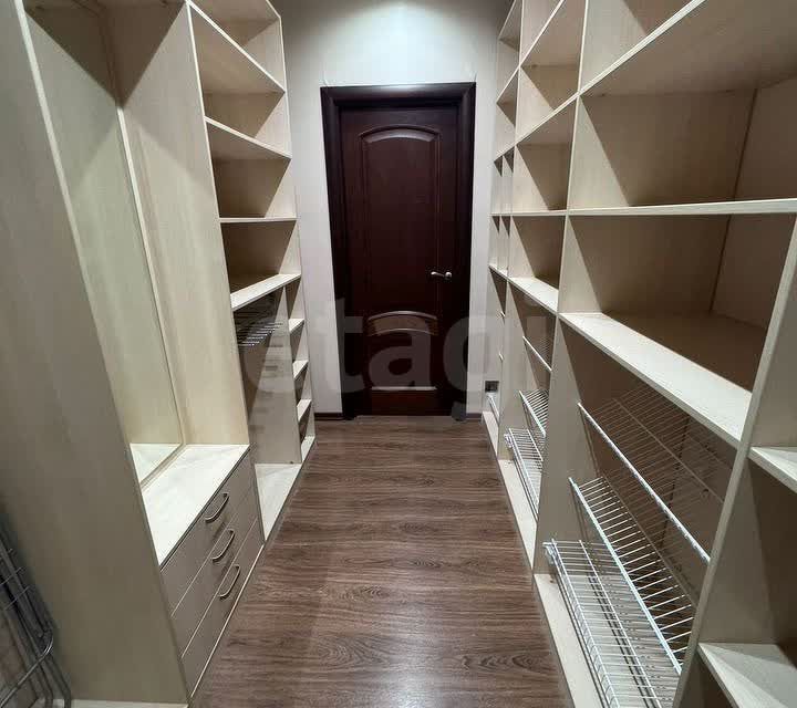 Продаётся 3-комнатная квартира, 94 м²