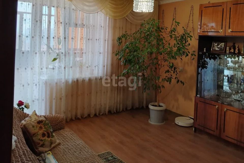 Продаётся 2-комнатная квартира, 50.5 м²