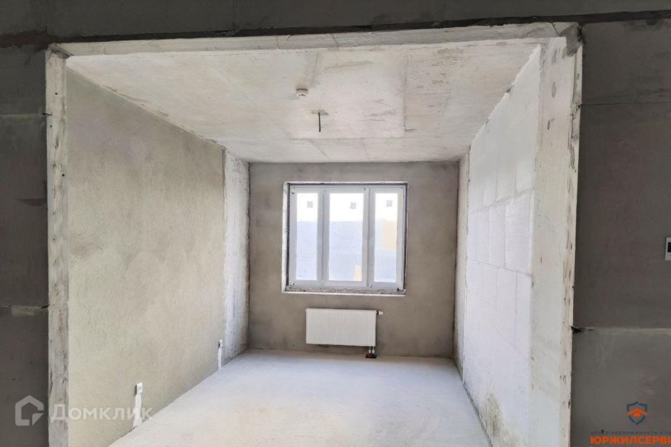 Продаётся 1-комнатная квартира, 42.7 м²